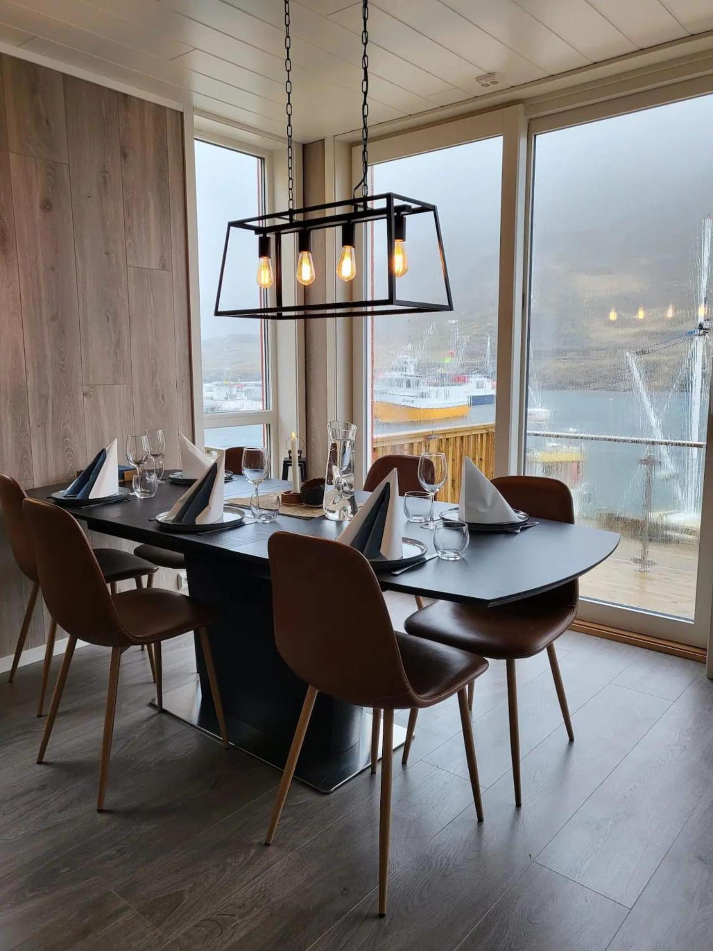 Spektakulaer Rorbu I Autentiske Omgivelser Ballstad Exterior foto